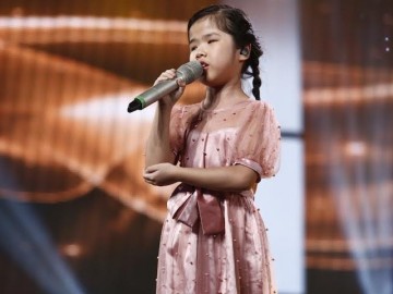 Vietnam Idol Kids 2017: Triệu khán giả xúc động rơi nước mắt khi nghe cô bé khiếm thị Minh Hiền hát