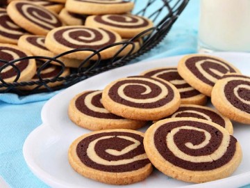 [Video] Cách làm bánh quy 2 màu dễ vô đối, mẹ nào cũng thành chuyên gia