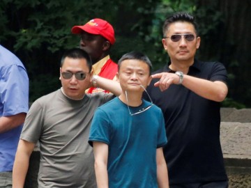 Vợ chồng Triệu Vy có mối quan hệ đặc biệt thân với tỷ phú Jack Ma