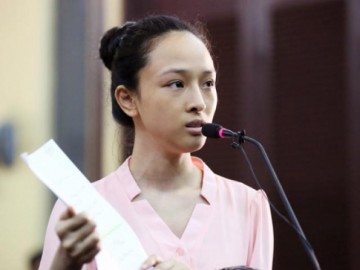 Hoa hậu Phương Nga: Hợp đồng tình cảm chỉ là tờ giấy làm tin