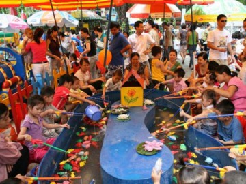 Cảnh báo nguy cơ gây hại từ các loại đồ chơi mùa hè