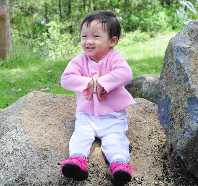 Cô bé mê leo trèo - 3