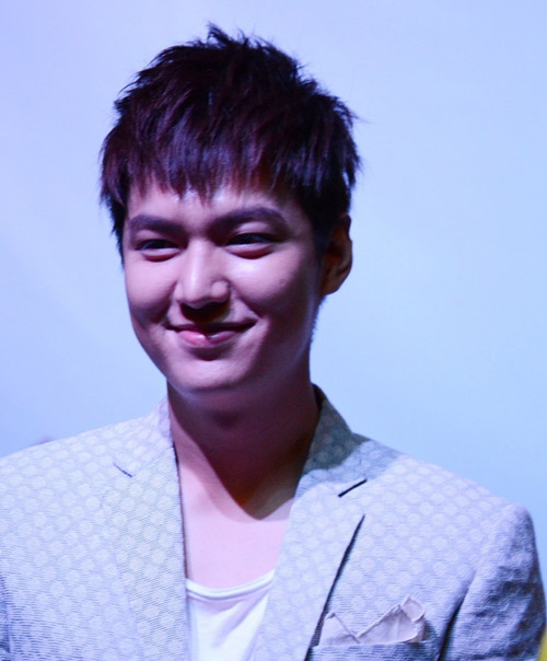 Sao xuống sắc nhanh vì... béo - 2