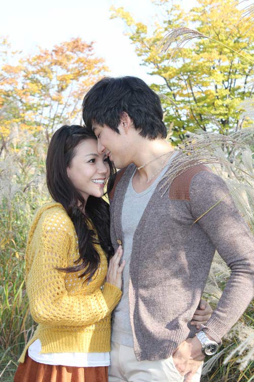 Những cách gây sốc của Sao Việt qua MV ca nhạc - 11