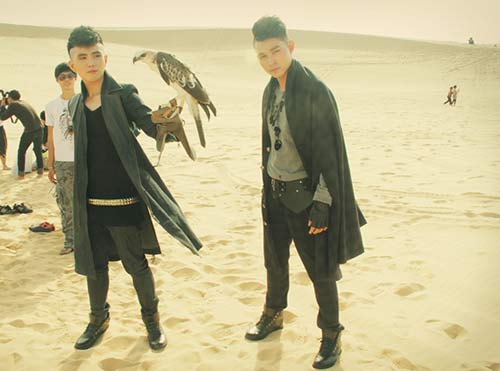 Những cách gây sốc của Sao Việt qua MV ca nhạc - 4