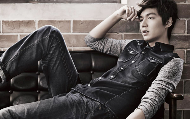 Không chỉ thành công trong sự nghiệp diễn viên, Lee Min Ho còn quyết định thử sức mình với vai trò là ca sĩ.
