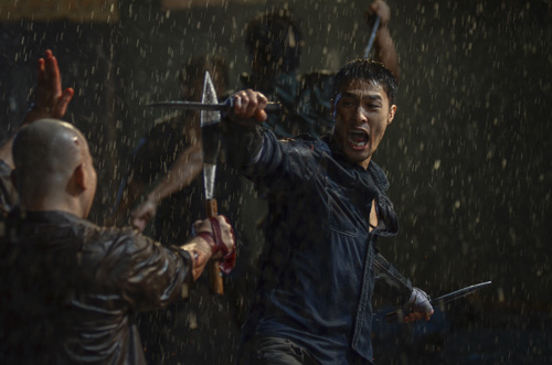 Johnny Trí Nguyễn sốc vì “Bụi đời chợ Lớn” bị lộ - 2