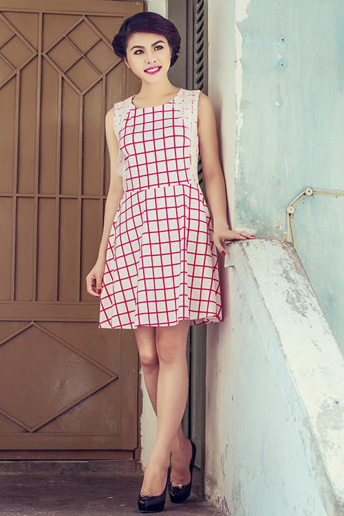 Vân Trang cực xinh với môi hồng - 1