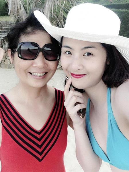 Angela Phương Trinh khoe lưng trần gợi cảm - 4