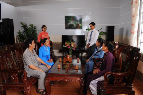 Trí Quang bất ngờ đi... hỏi vợ - 1