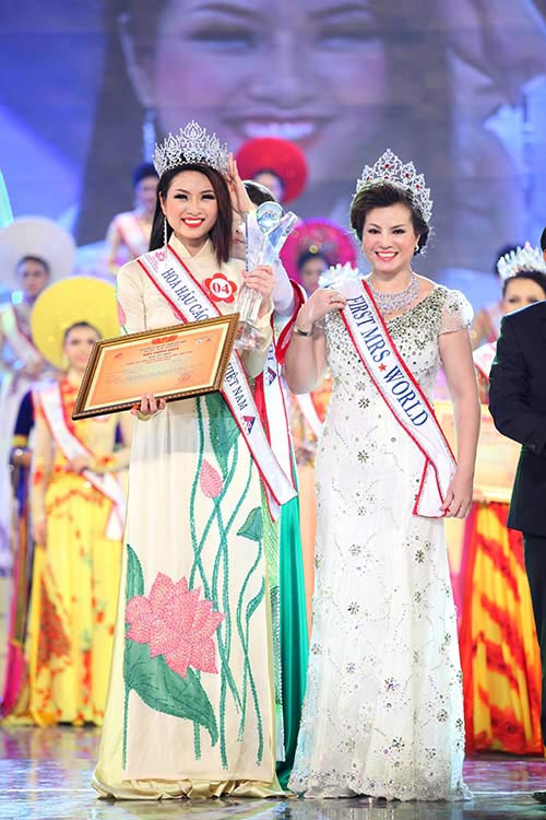 Hoa hậu ứng xử ra sao với tin đồn? - 2