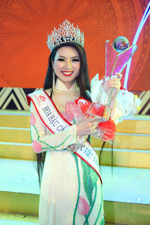 Hoa hậu ứng xử ra sao với tin đồn? - 1