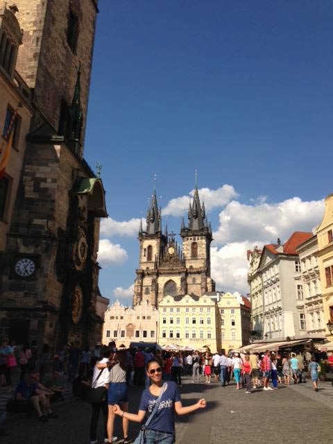 Thu Minh vi vu trời Tây cùng chồng - 7