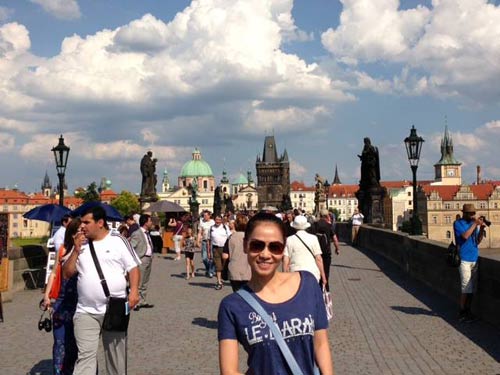 Thu Minh vi vu trời Tây cùng chồng - 6