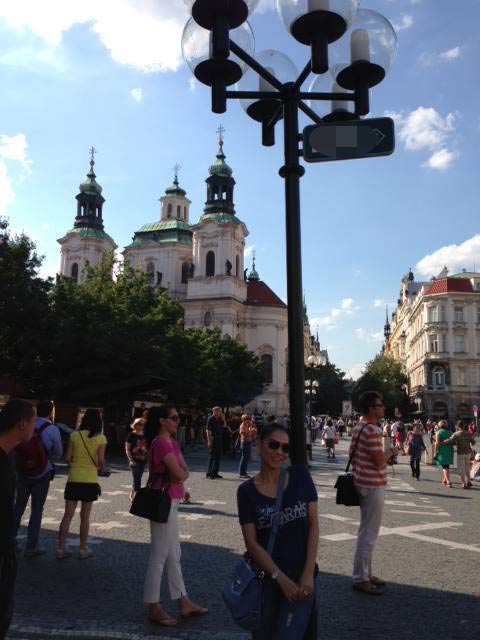 Thu Minh vi vu trời Tây cùng chồng - 9