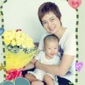 Làng sao - Thúy Vinh rạng ngời hạnh phúc bên con trai