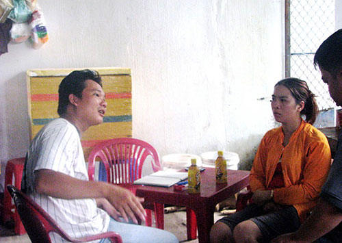 Bị “thôi miên” đến mất tài sản: Vì tham - 2