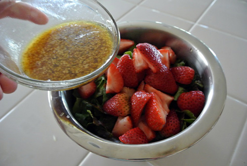 Salad gà dâu tây - 5