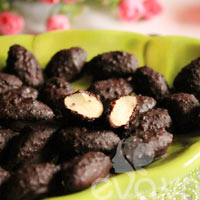 Hạnh nhân nướng quế mời khách - 2