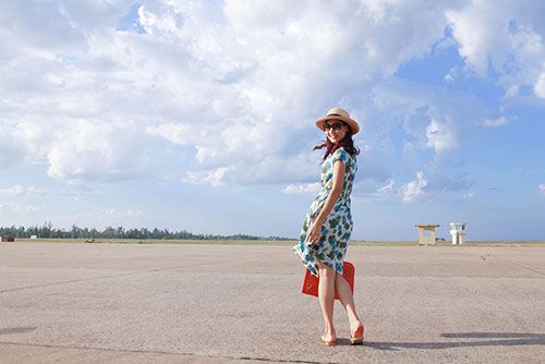 HH Trần Thị Quỳnh trẻ trung trước biển - 10