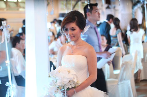 Thủy Tiên rạng rỡ bên chú rể Đan Trường - 14