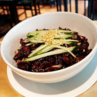 Video: Bánh rán Dorayaki thơm ngon - 7