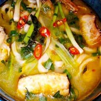 Canh cá nấu măng chua cho cả nhà - 18