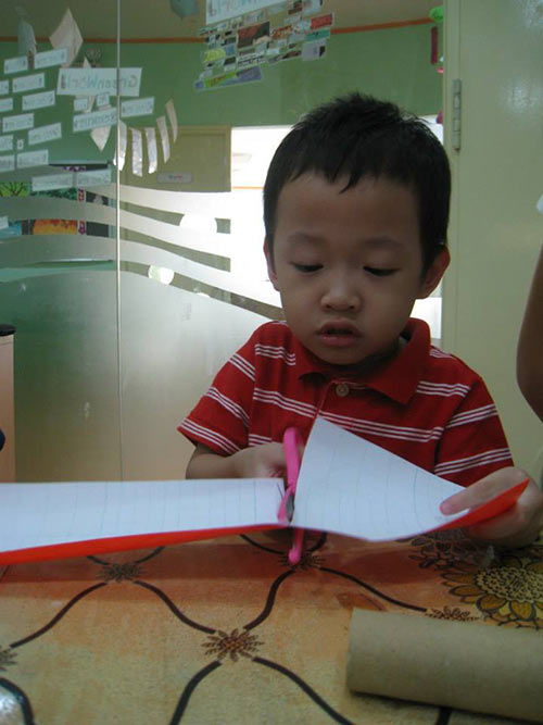 Ngắm cậu nhóc đáng yêu nhà Vân Hugo - 2