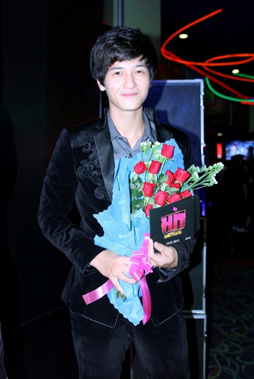 #039;Hết hồn#039; ngắm Sao Việt gắn mi giả - 19