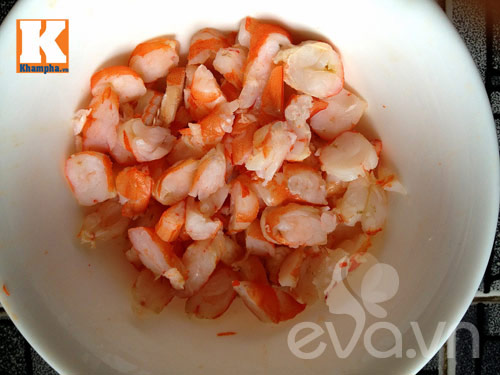 Có ruốc tôm bé ‘chén’ liền ba bát - 3