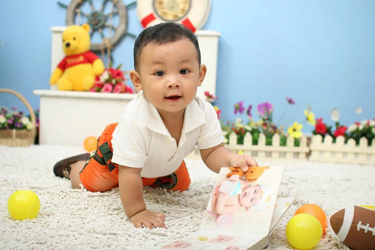 Xin chào cả nhà. Mình xin tự giới thiệu mình tên là Lê Phù Quang Đạt, sinh ngày 28/02/2012
