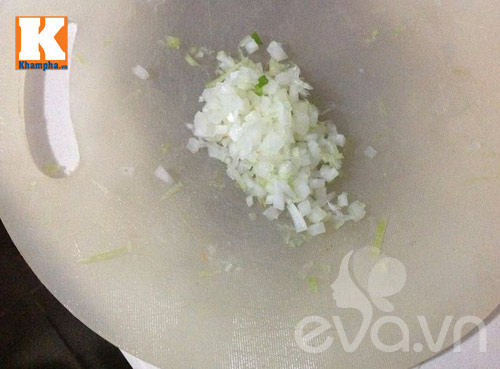 Trứng hấp tôm, con ốm cũng thèm - 5