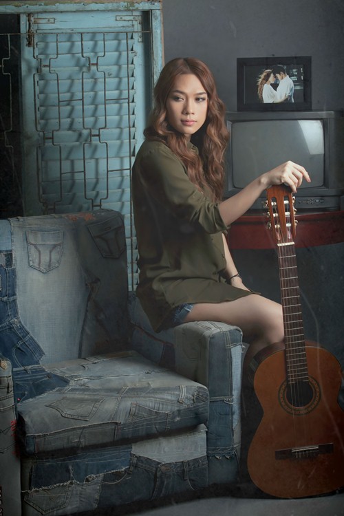 Mỹ Tâm tự tay đệm đàn trong đêm nhạc riêng - 2