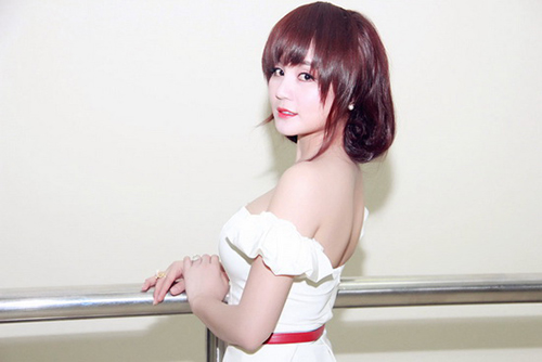 Mê đắm 5 kiểu tóc đẹp của Vy Oanh - 1