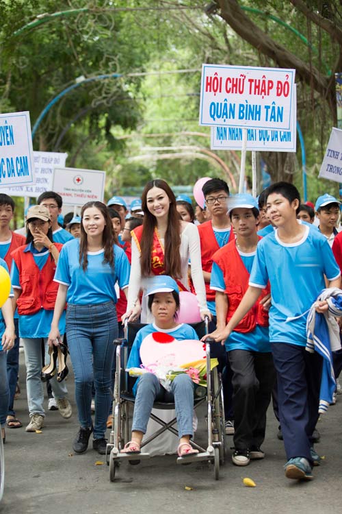 Khánh My đẹp đôi bên Nam vương người Việt toàn cầu - 7