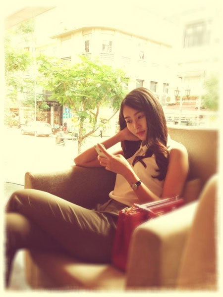 Bảo Anh “âu yếm” Lương Mạnh Hải dưới mưa - 3