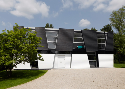 Tò mò nội thất nhà nửa kín nửa hở - 2