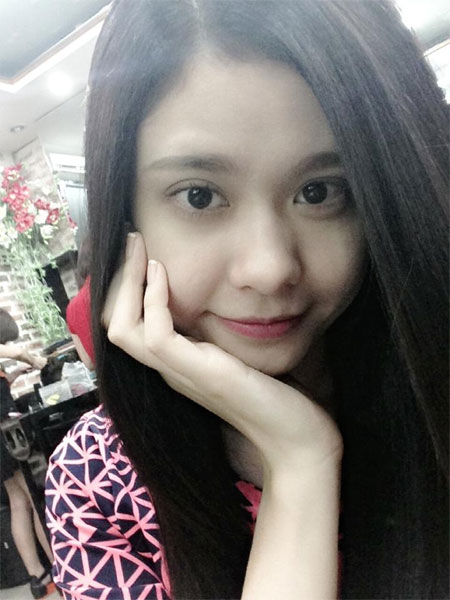 Ngọc Trinh khoe em kết nghĩa xinh đẹp - 17