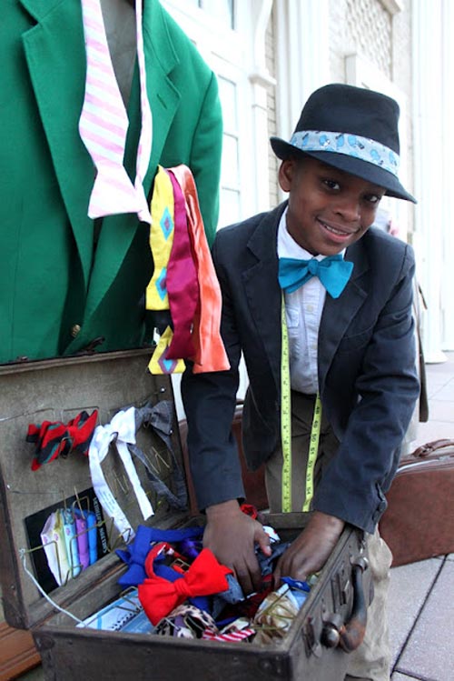 Cậu bé 11 tuổi làm giàu từ... #039;nơ#039; - 8