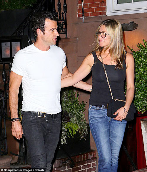 Jennifer Aniston bí mật làm đám cưới - 3