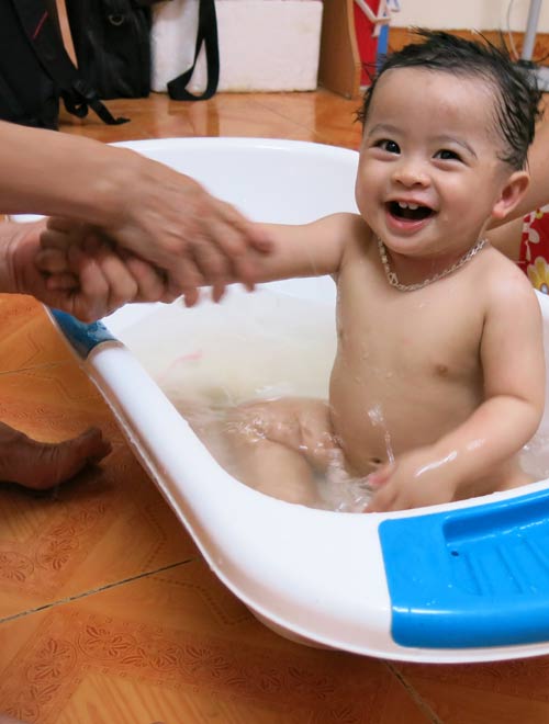 Tắm nước dừa, chè xanh: hỏng da - 1