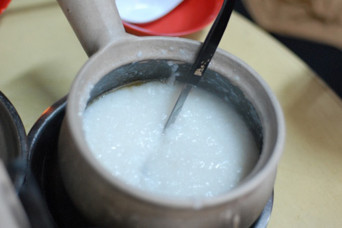 Cháo rau ngót Nhật, con lạ mà quen - 1