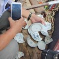 Tin tức - Mẻ cổ vật đầu tiên từ tàu cổ vừa phát hiện ở Quảng Ngãi