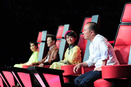 Quốc Trung “đấm bàn” vì quyết định của Mỹ Linh - 4