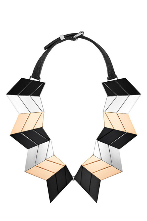 Phút xa hoa quot;cần thiếtquot; với nữ trang hàng hiệu - 4