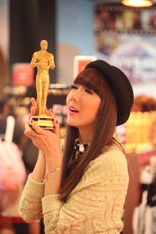Ngọc Quyên khám phá phim trường Hollywood - 12