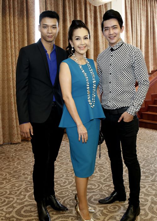 Ngọc Trinh rạng rỡ với vai trò giám đốc - 8