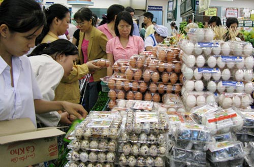 Trứng tăng 300 đồng/quả trước Trung thu - 1