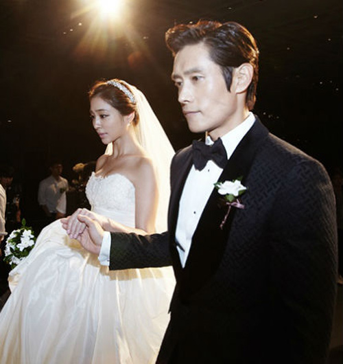 Vợ Lee Byung Hun tâm sự sau đám cưới - 4