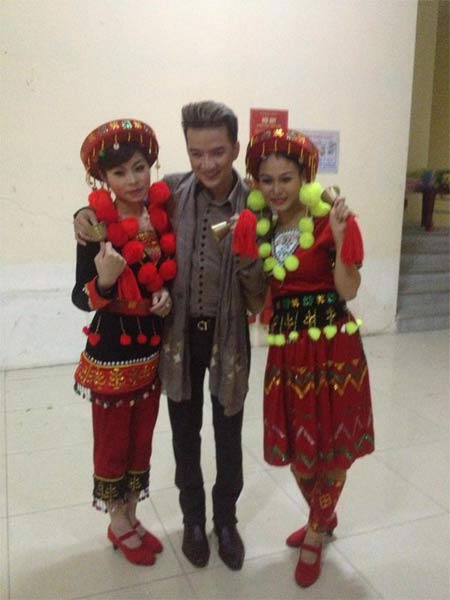 Mỹ Linh mừng sinh nhật bên Trizzie Phương Trinh - 6